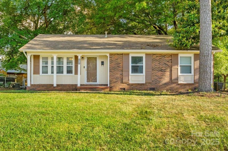 4713 Woodway Place