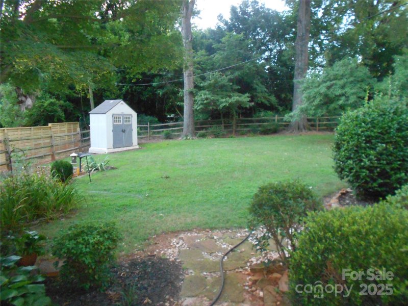 Property image 3 at 737 Hillside Avenue, Charlotte, NC 28209
