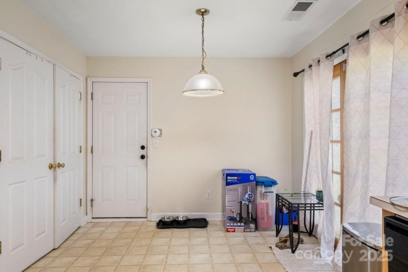 Property image 3 at 6403 Wedron Court, Charlotte, NC 28216