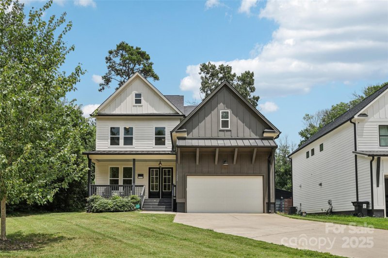 Rozzelles Landing, Charlotte Community