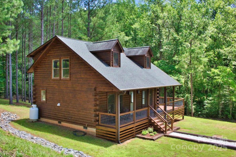 Property image 2 at 321 Hearthstone Drive, Union Mills, NC 28167