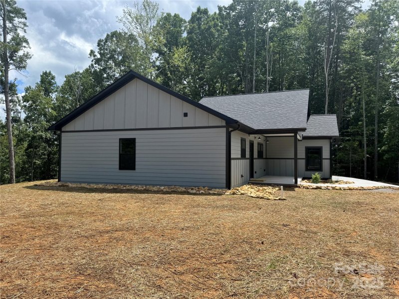 Property image 3 at 1224 Haven Heights Drive, Marion, NC 28752