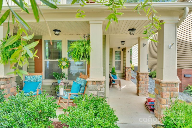 Property image 2 of 10108 Michael Crossing Drive in Michael Crossing, Charlotte, NC 28213