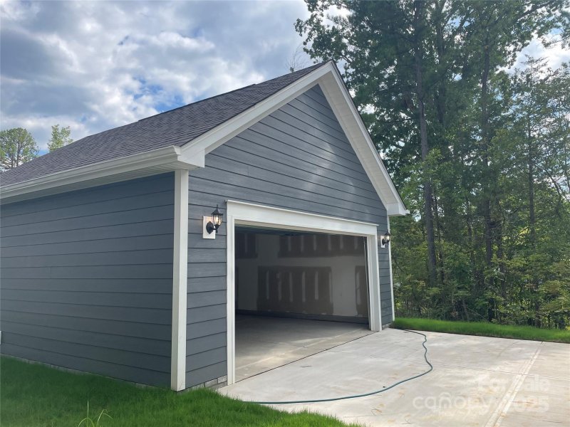 Property image 2 of 4036 Grommet Court in Arbor Village, Matthews, NC 28105