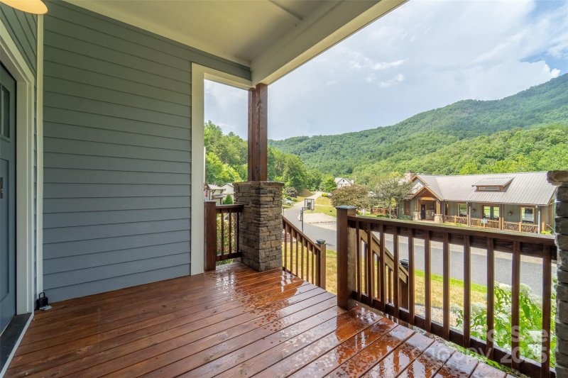 Property image 3 at 7 N Sundrops Trail, Cullowhee, NC 28723