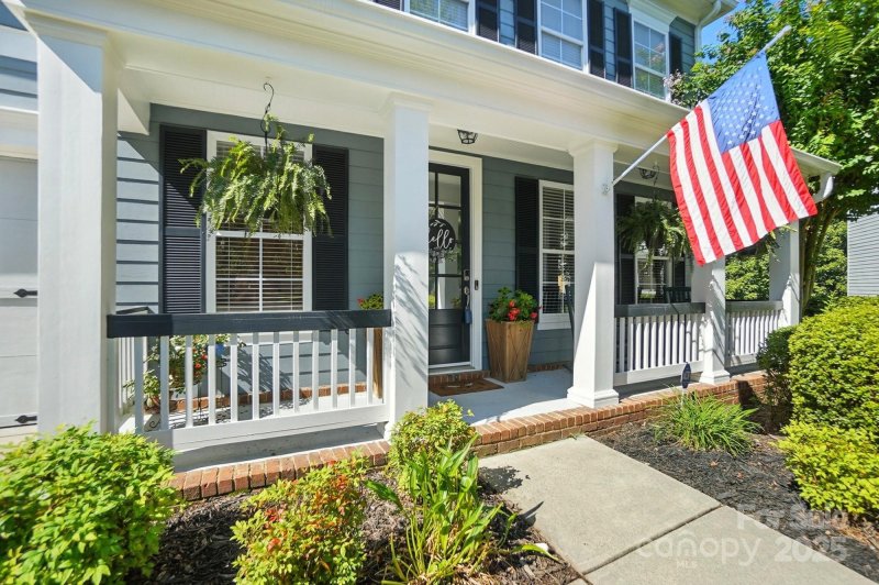Property image 3 of 14268 Grantham Court in Bridgemill, Indian Land, SC 29707