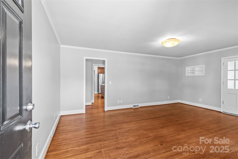 Property image 5 at 2417 Laburnum Avenue, Charlotte, NC 28205