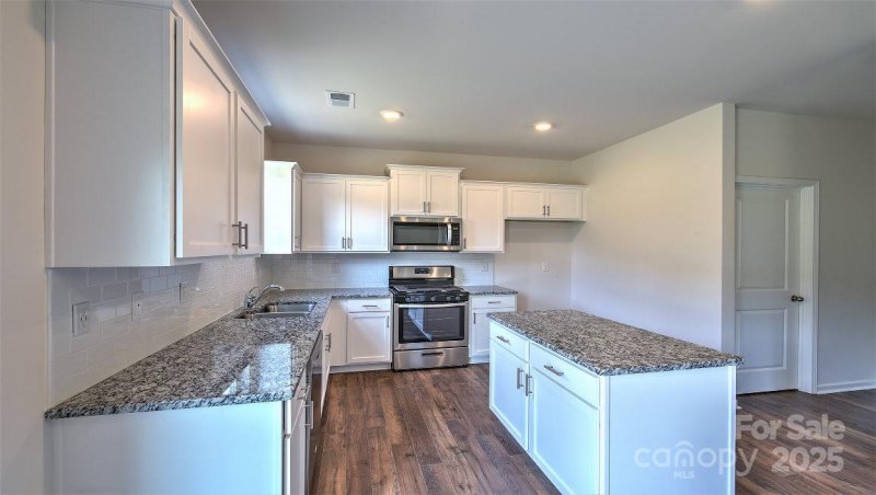 Property image 5 of 288 Salers Road in Tap Root Farms, Fletcher, NC 28732