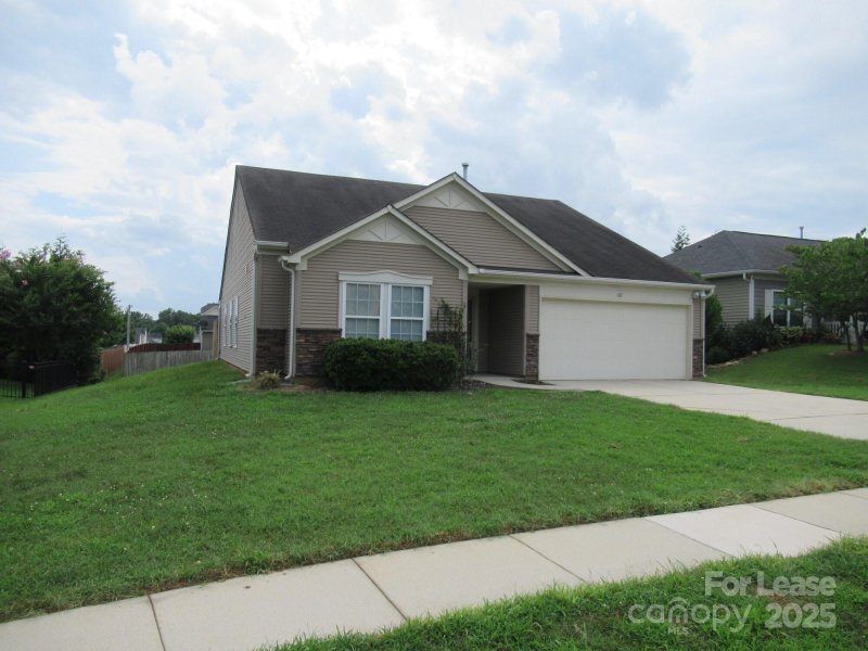 Property image 2 at 122 Anastasia Lane, Lincolnton, NC 28092