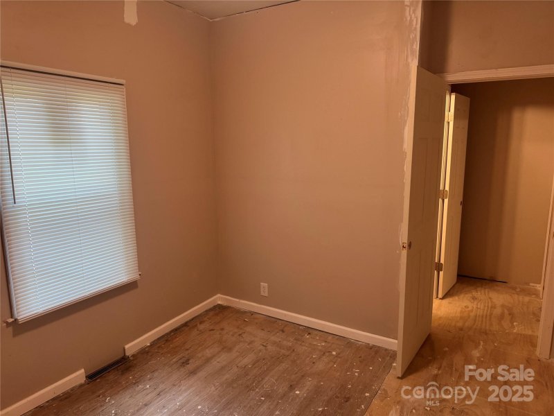 Property image 4 at 2343 Milton Avenue, Gastonia, NC 28052