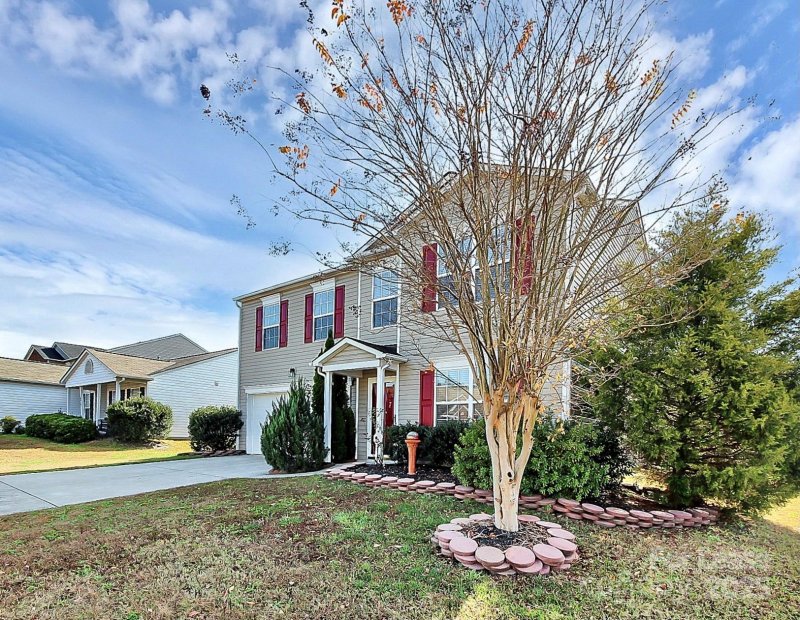 Property image 3 at 10923 Thousand Oaks Drive, Huntersville, NC 28078