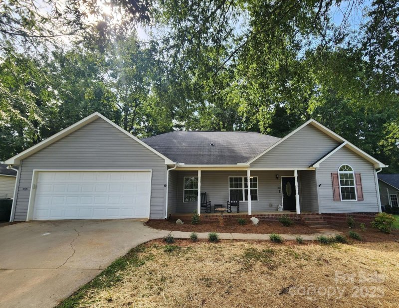 Property image 2 at 147 Scotch Pine Drive, York, SC 29745