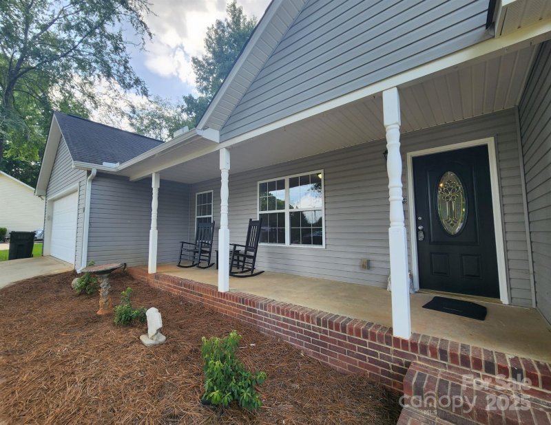 Property image 3 at 147 Scotch Pine Drive, York, SC 29745