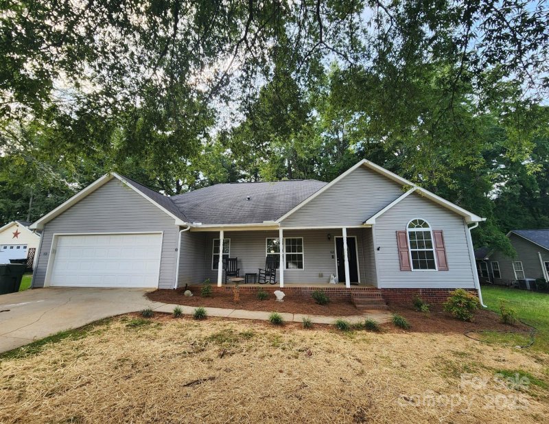Property image 5 at 147 Scotch Pine Drive, York, SC 29745