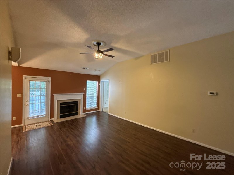 Property image 3 at 8600 Lockerbie Lane, Charlotte, NC 28215