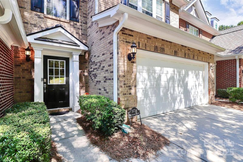 Property image 2 at 16714 Whitekirk Place, Charlotte, NC 28277