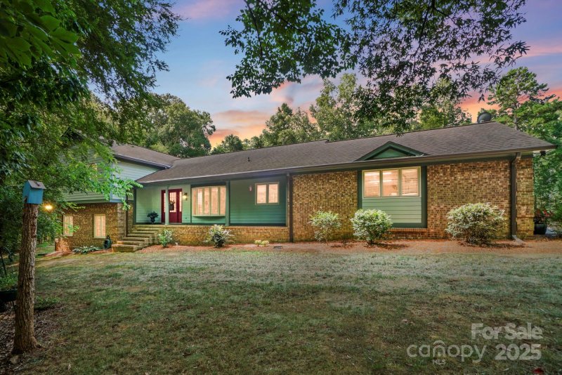 Ridge Run, Concord Community