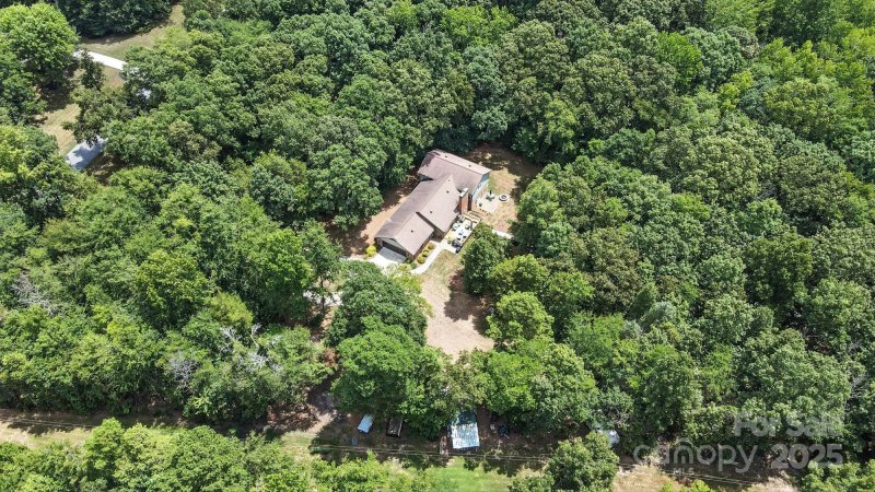 Property image 2 of 208 Falcon Drive in Ridge Run, Concord, NC 28025