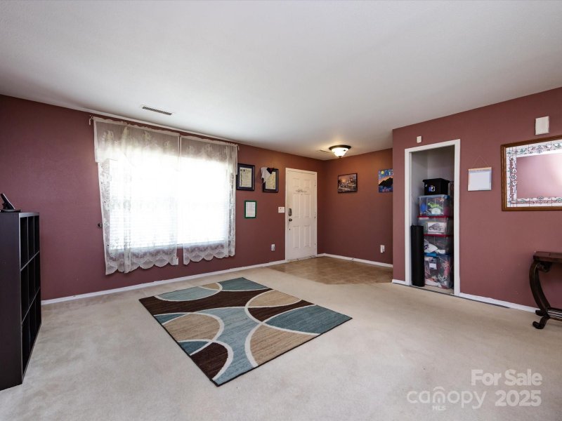 Property image 5 at 8214 Ainsworth Street, Charlotte, NC 28216