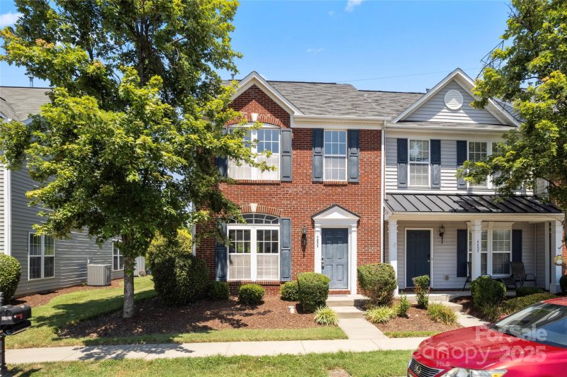 Property image 3 of 4235 Coulter Crossing in Farmington Ridge, Charlotte, NC 28213