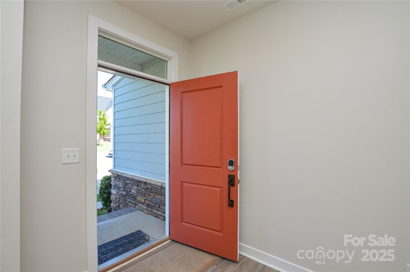 Property image 4 at 128 Tetcott Street, Mooresville, NC 28115