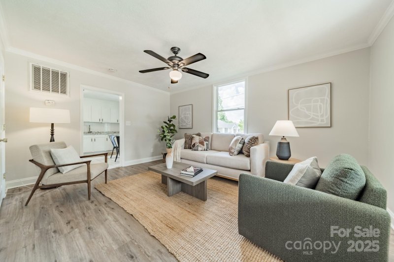 Property image 5 of 1002 W 2nd Avenue in Firestone, Gastonia, NC 28052