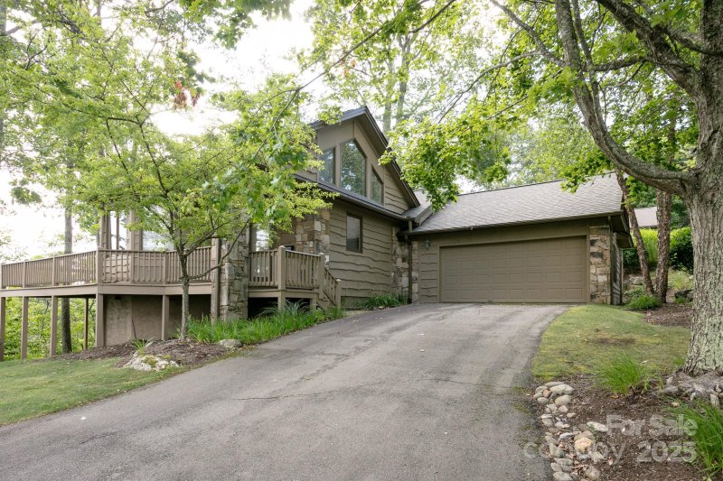 2163 Mountain Air Drive