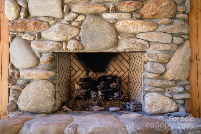 Property image 5 of 500 Oleta Mill Trail in Oleta Falls, Hendersonville, NC 28792