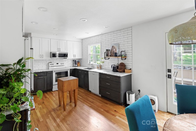 Property image 2 at 15 Graceland Place, Arden, NC 28704