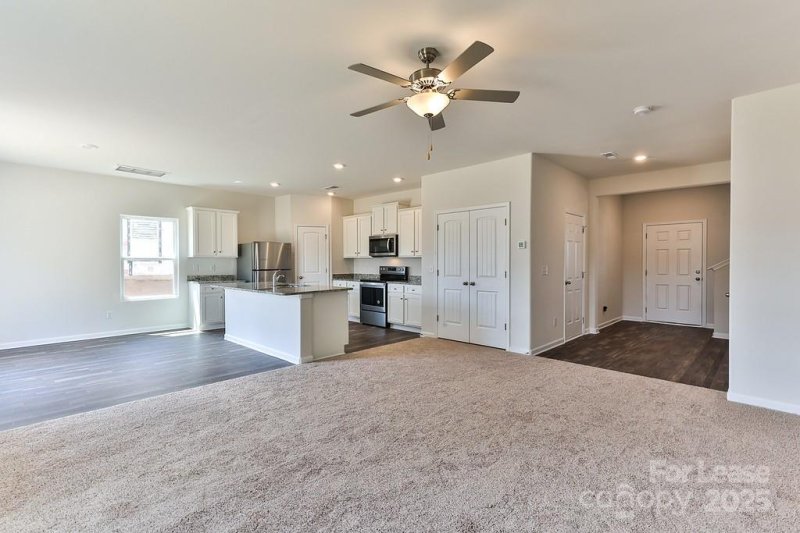 Property image 4 at 6132 Ahoskie Drive, Charlotte, NC 28215