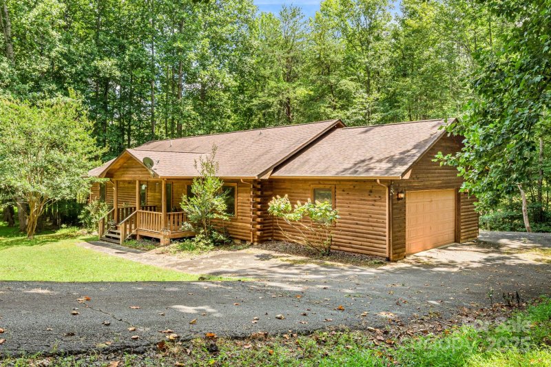 Property image 3 at 135 Logan Court, Lake Lure, NC 28746