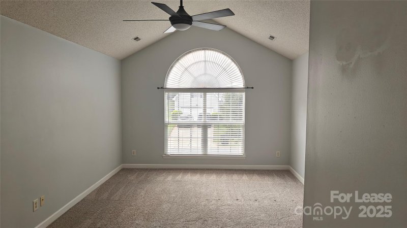 Property image 5 of 7830 Shiny Meadow Lane in Brawley Farms, Charlotte, NC 28215