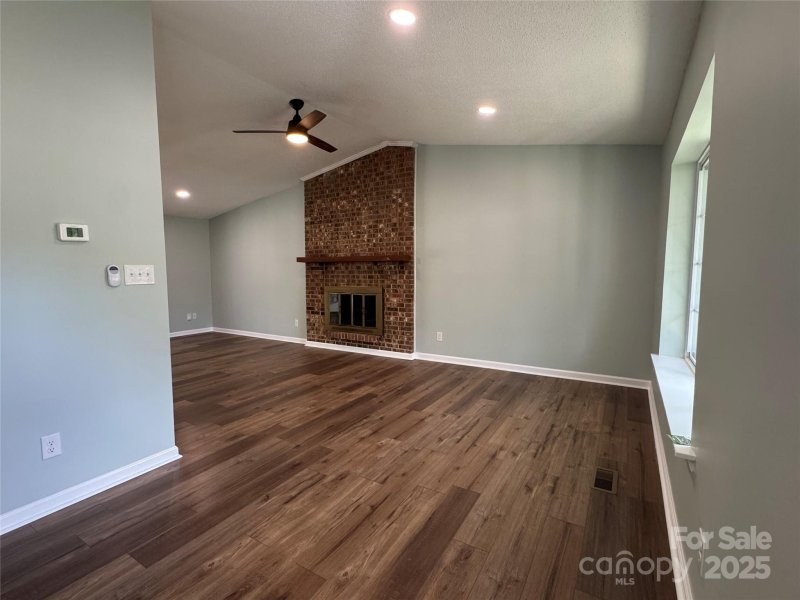 Property image 4 of 7939 Holly Hill Road in Holly Hills, Charlotte, NC 28227