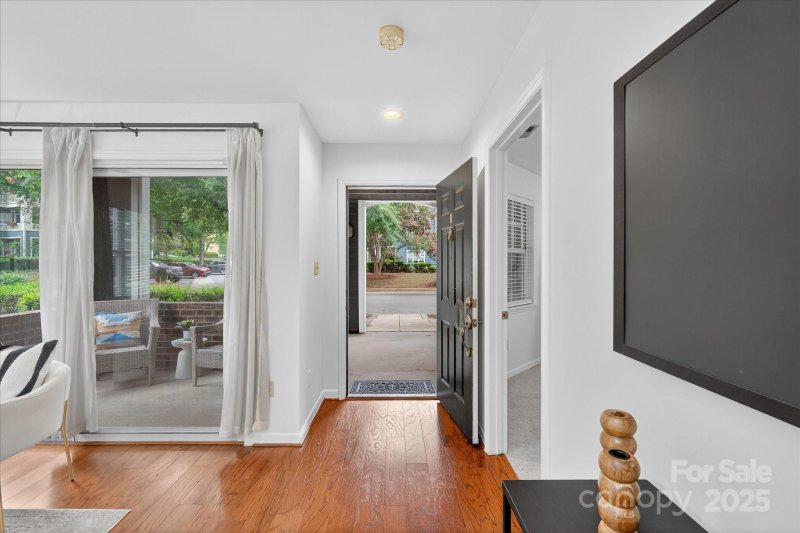 Property image 4 at 424 Mather Green Avenue, Charlotte, NC 28203