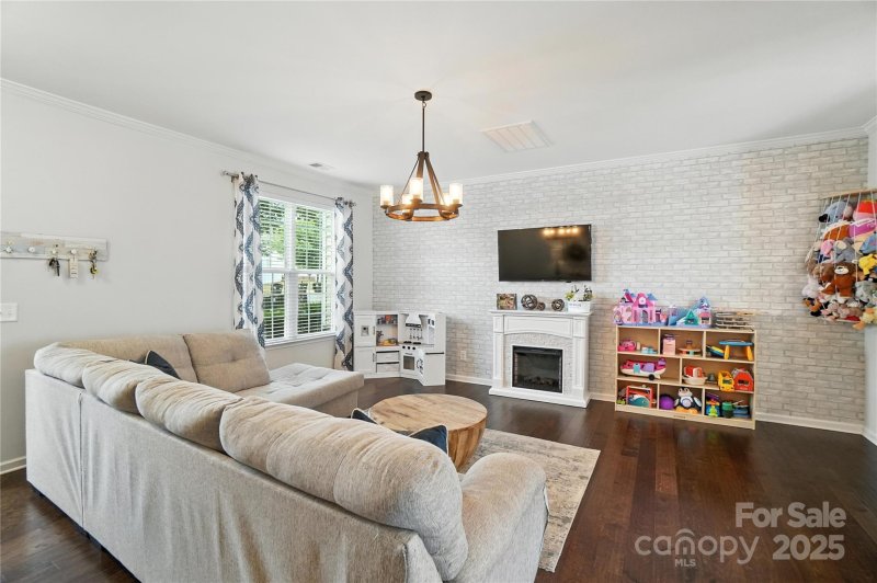 Property image 5 of 436 Spring Gardens Drive in Waters Edge, Belmont, NC 28012