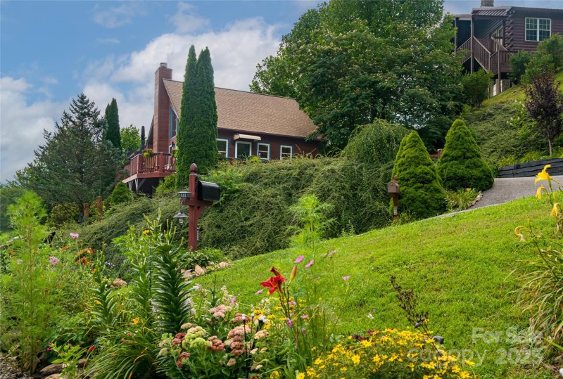 Property image 5 at 105 Appalachian Trail, Maggie Valley, NC 28751