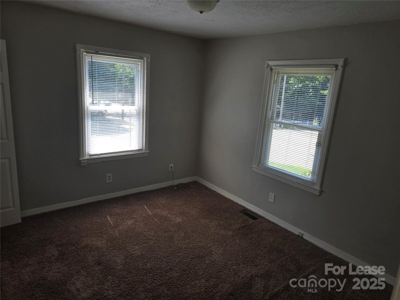 Property image 5 at 1600 Catherine Simmons Avenue, Charlotte, NC 28216