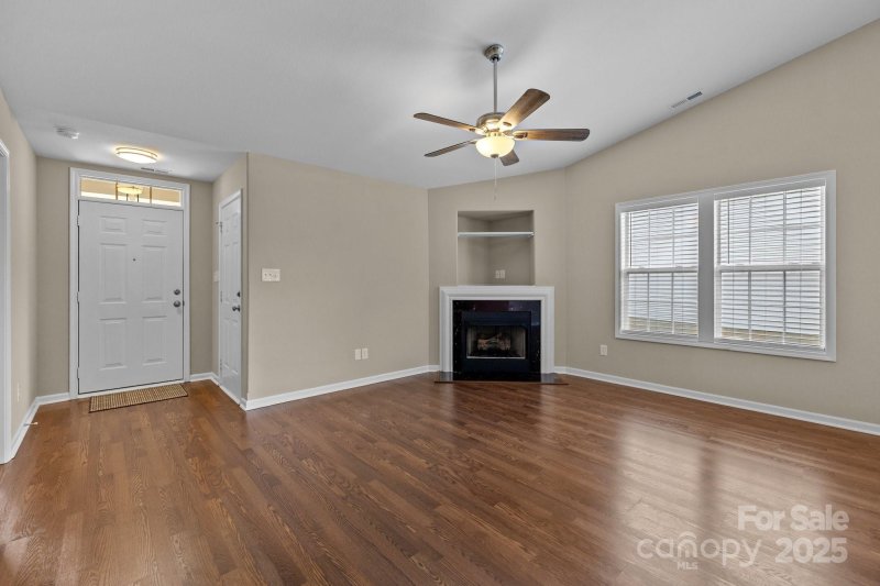 Property image 5 at 2618 Oasis Lane, Charlotte, NC 28214