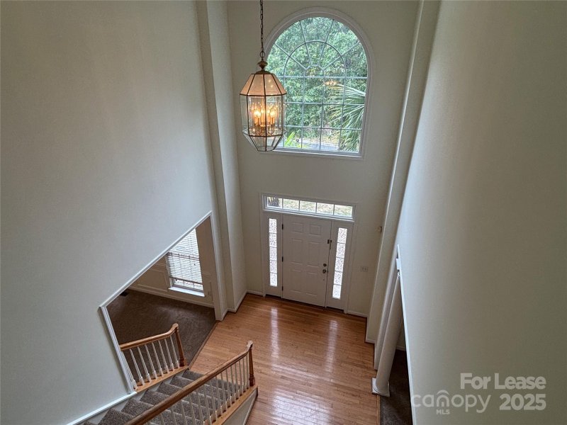 Property image 4 of 15938 Wayland Drive in Kenilworth, Charlotte, NC 28277
