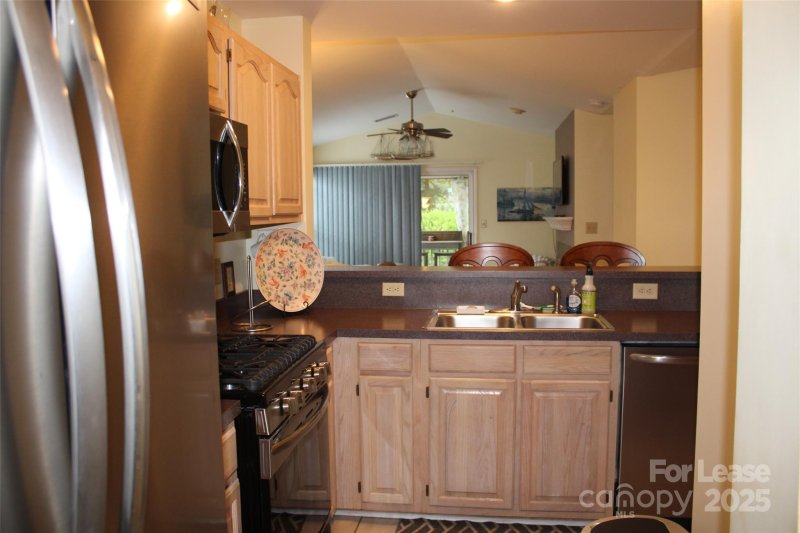 Property image 4 of 763 Southwest Drive in Davidson Landing, Davidson, NC 28036