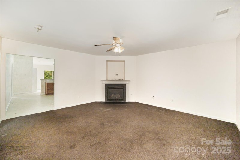 Property image 3 at 513 Stillgreen Lane, Charlotte, NC 28214