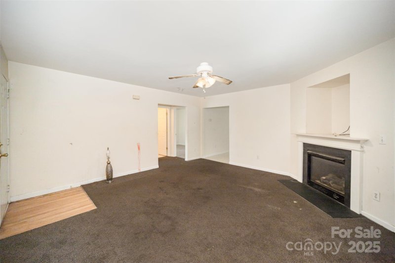 Property image 4 at 513 Stillgreen Lane, Charlotte, NC 28214