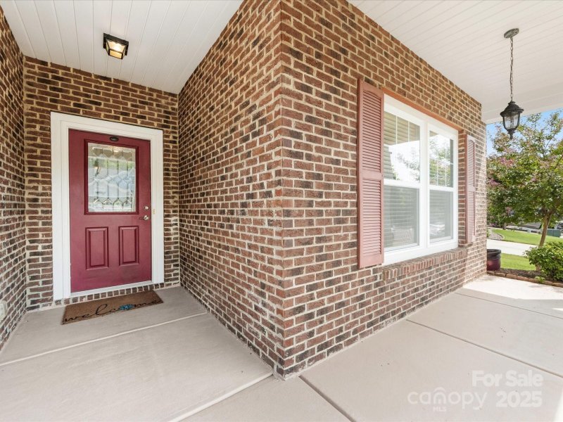 Property image 3 of 2513 Rosebud Court in Lake Ridge, Tega Cay, SC 29708