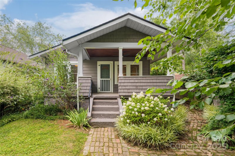 Property image 2 at 43 Montana Avenue, Asheville, NC 28806