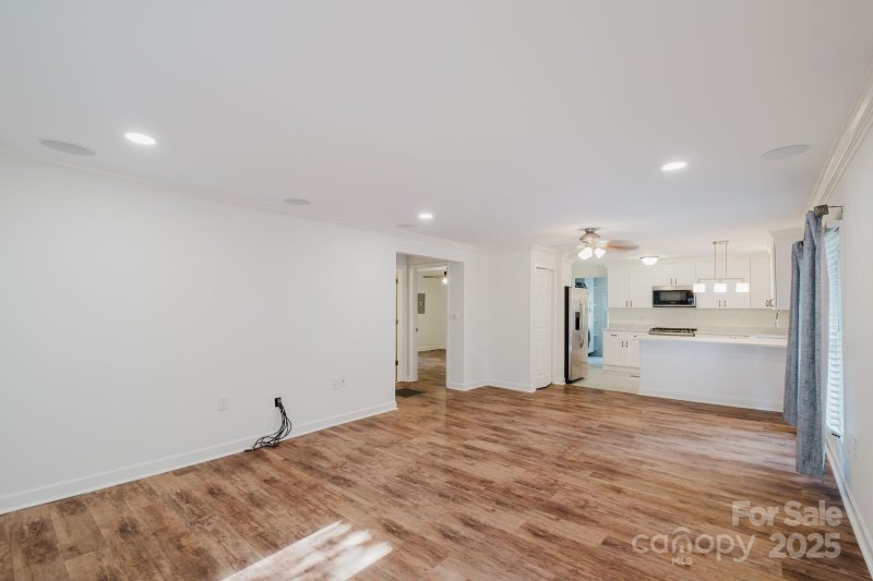 Property image 5 at 1726 Medford Drive, Charlotte, NC 28205