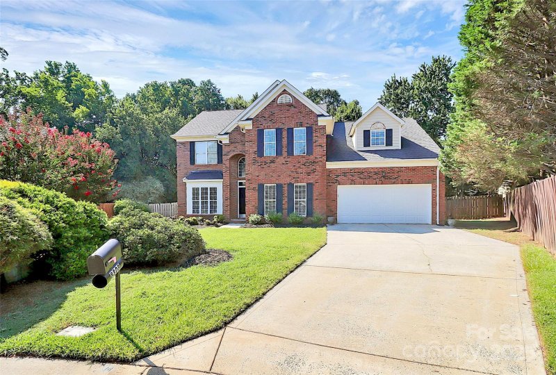 Property image 3 at 8808 Orchid Place, Charlotte, NC 28277