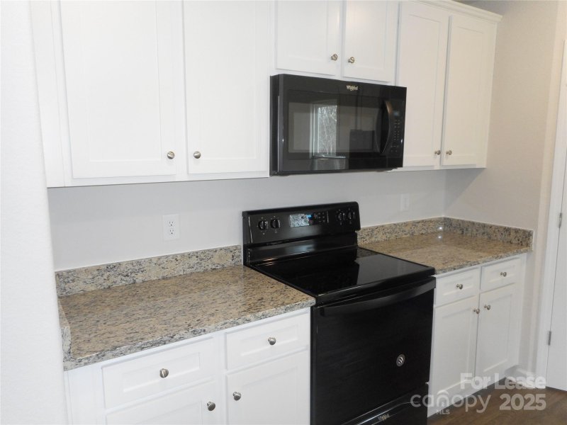 Property image 3 at 2101 Talbert Court, Charlotte, NC 28214