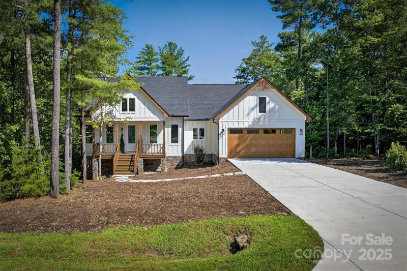 Property image 3 of 217 Sycamore Drive in The Arbor at Lake James, Nebo, NC 28761