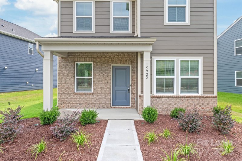 Property image 2 at 15922 Parkside Crossing Drive, Charlotte, NC 28278