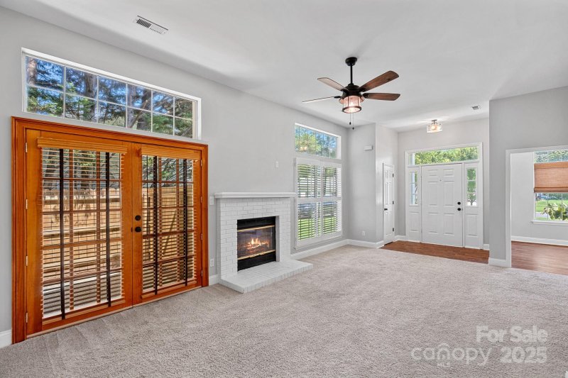 Property image 3 of 10415 Danesway Lane in Wellsley Village, Cornelius, NC 28031